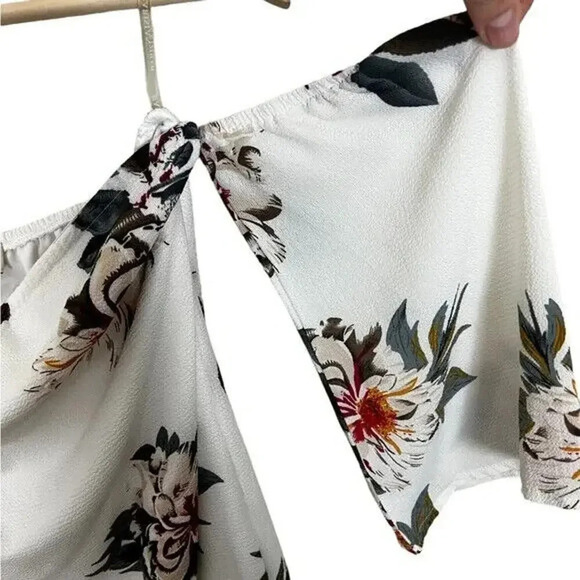 Parisian Off Shoulder Floral Dress White Size 8 Woman's Casual Beach Sundress - Picture 6 of 8